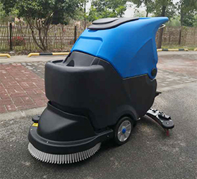 <b>導(dǎo)致洗地機(jī)工作效率變差的因素有哪些？</b>